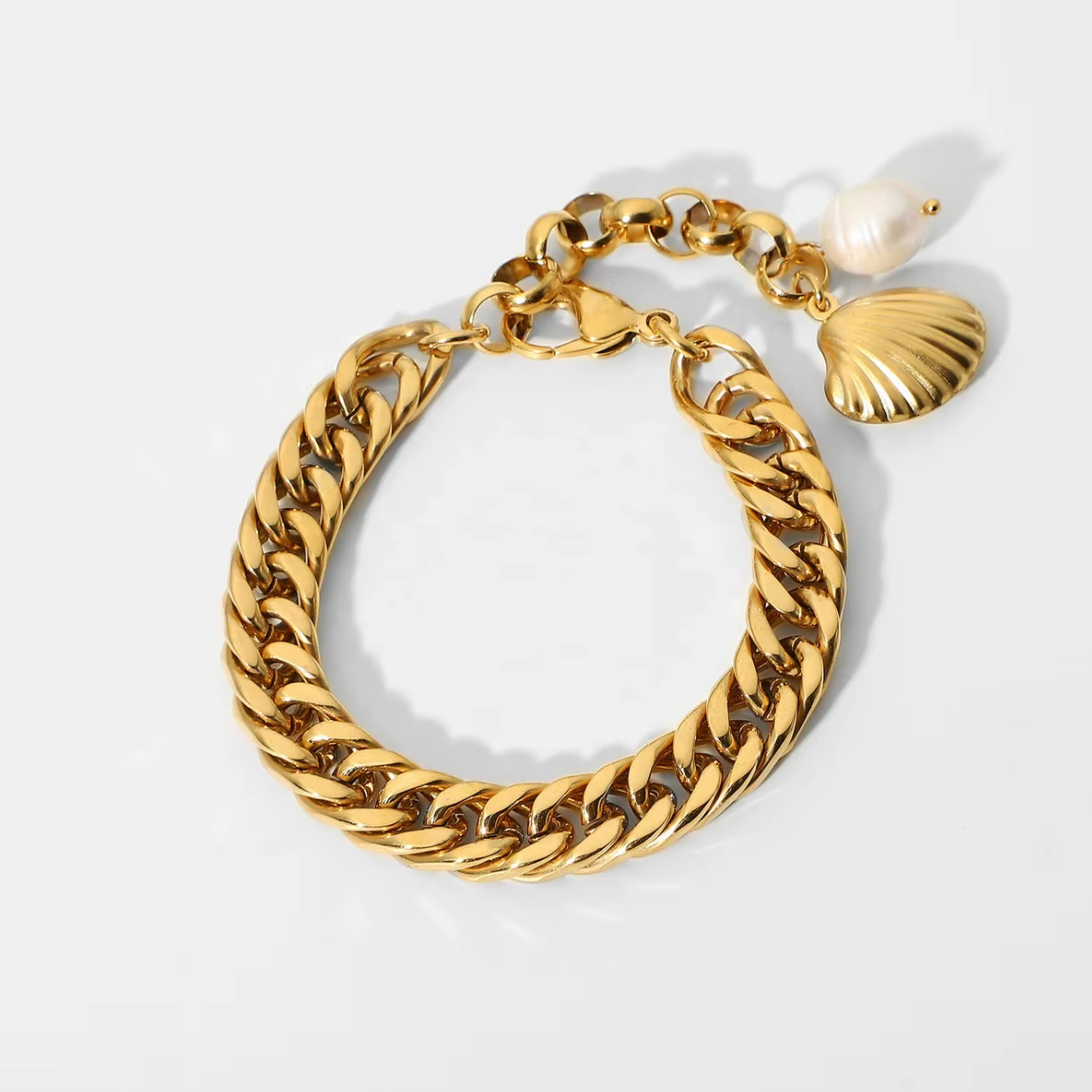 Golden Shell Bracelet