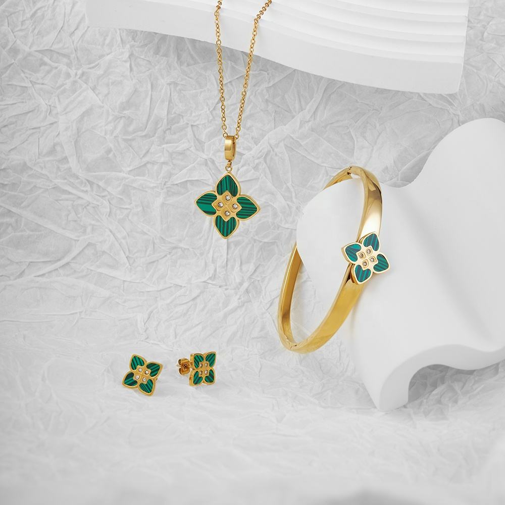 Emerald Blossom Necklace