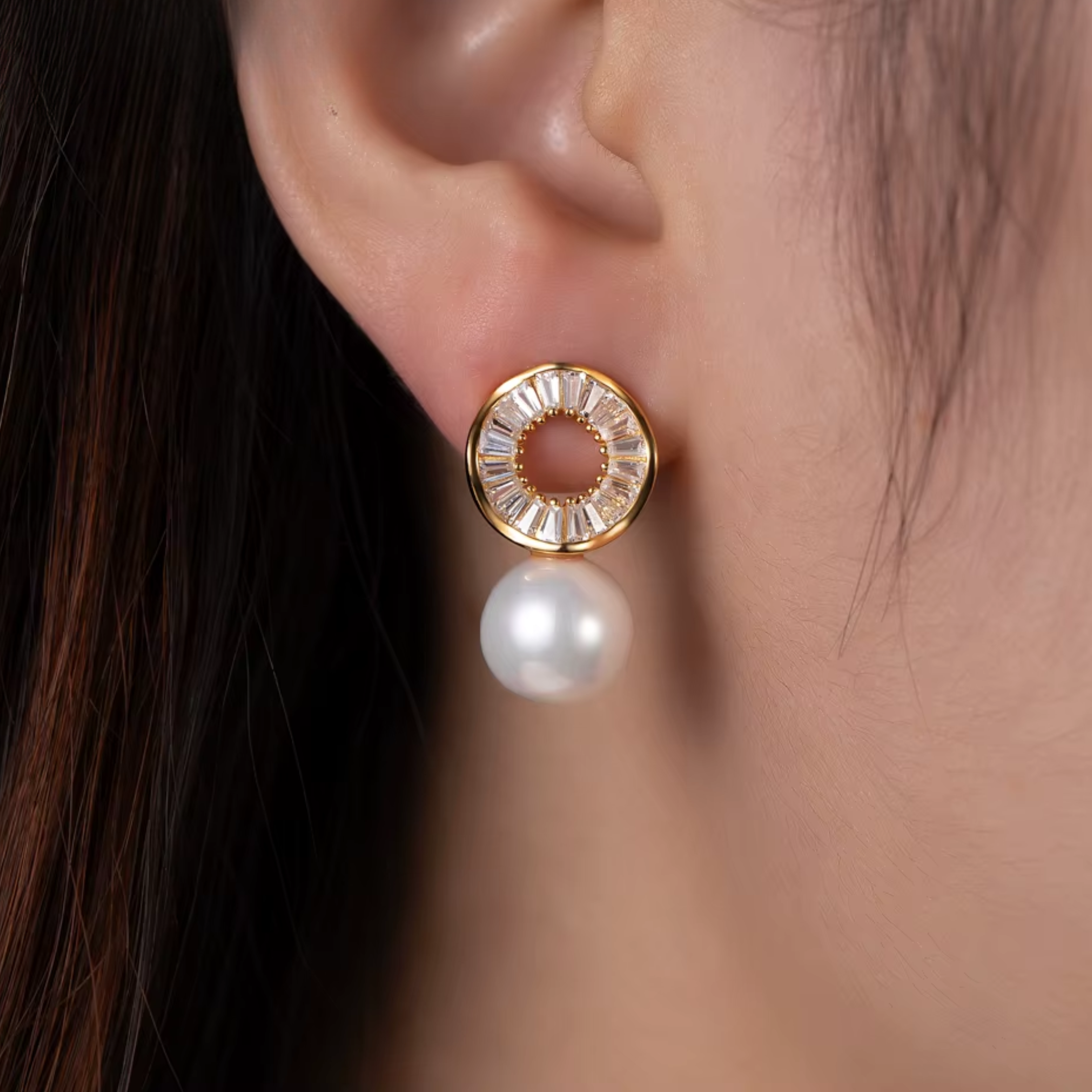 Divine Pearl Earrings