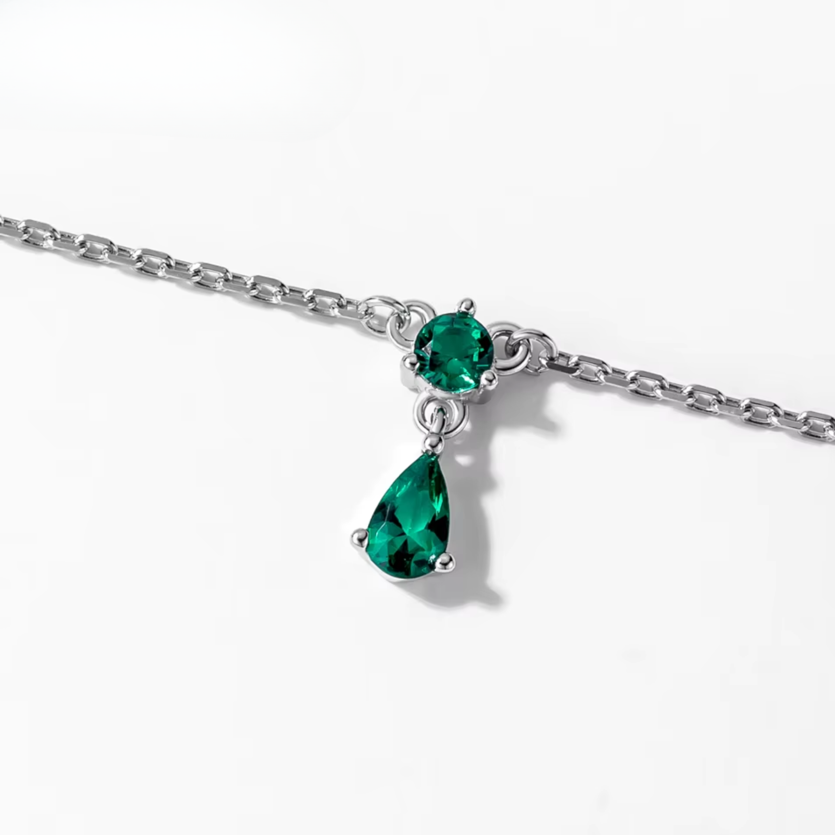 Green Elegance Necklace