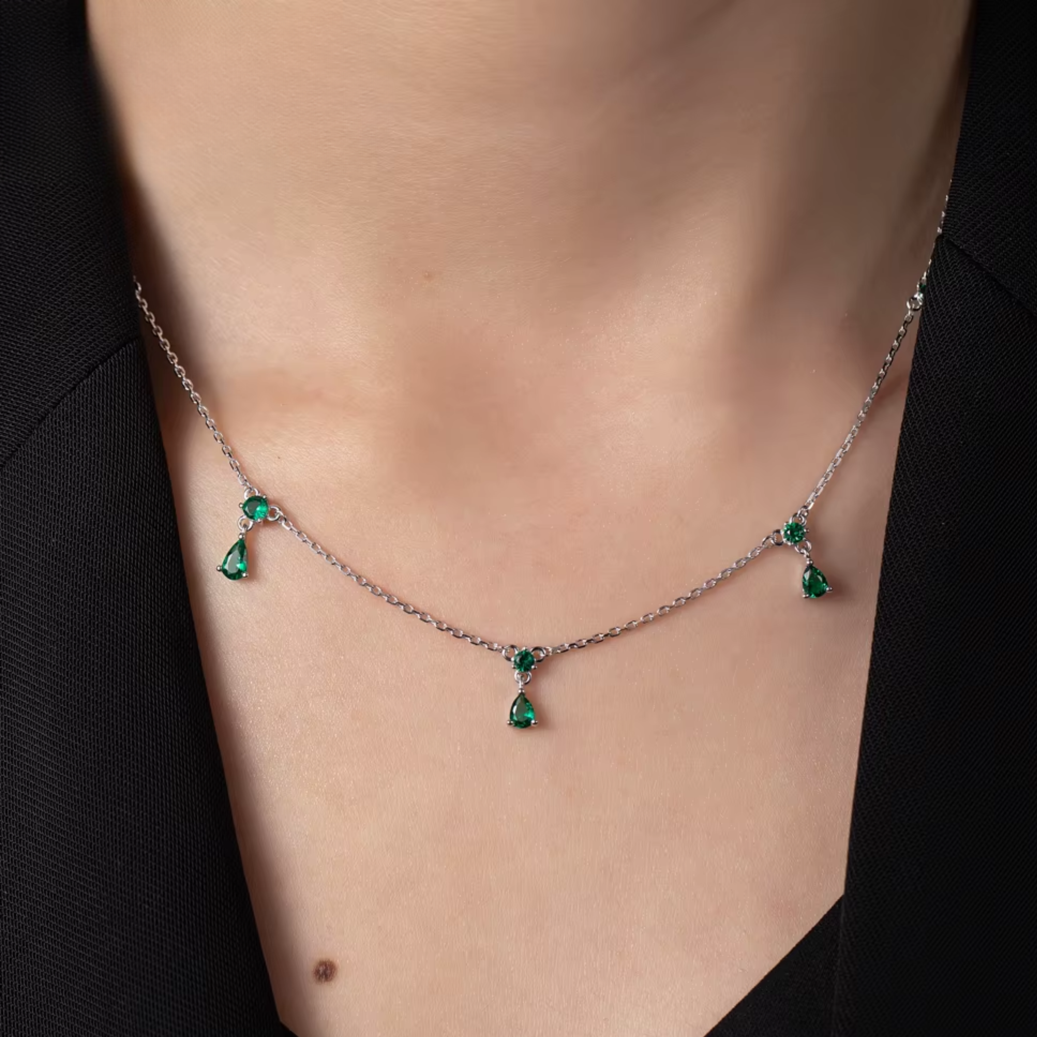Green Elegance Necklace