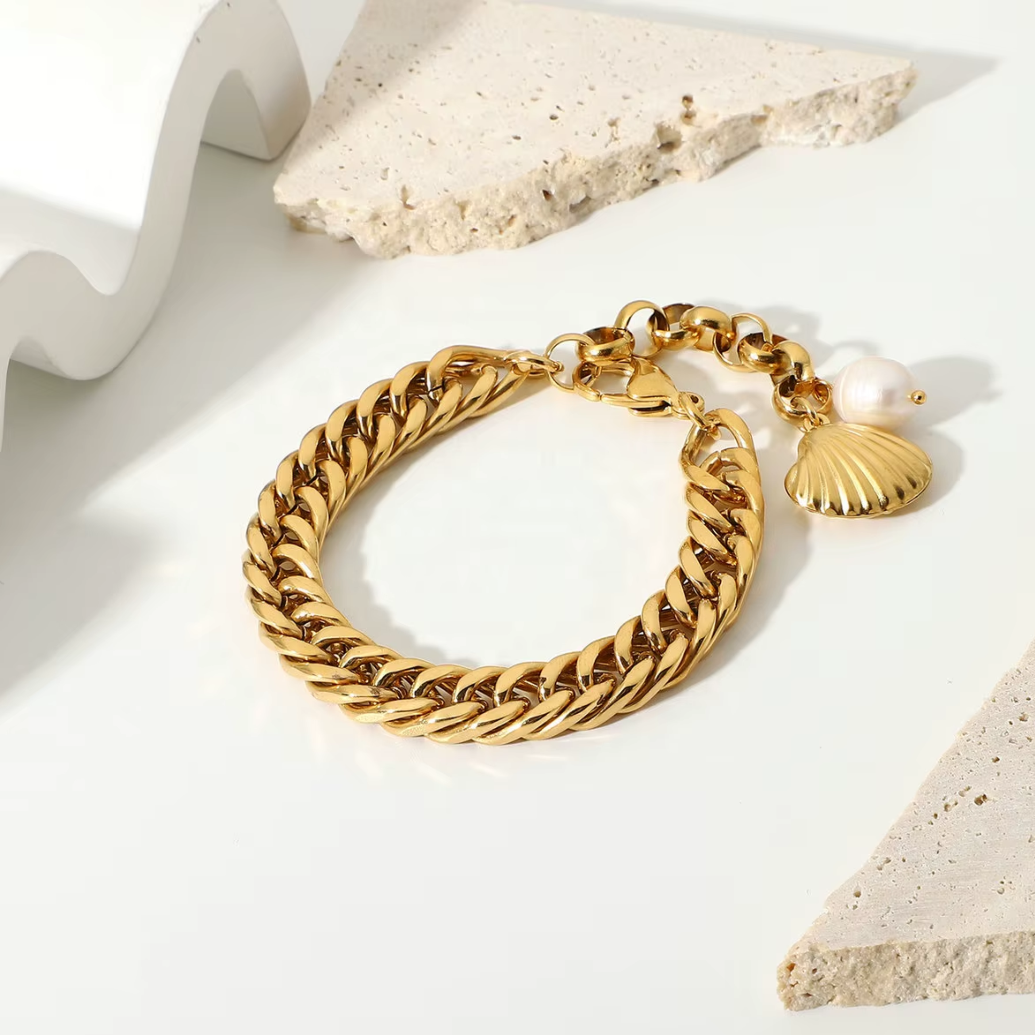 Golden Shell Bracelet