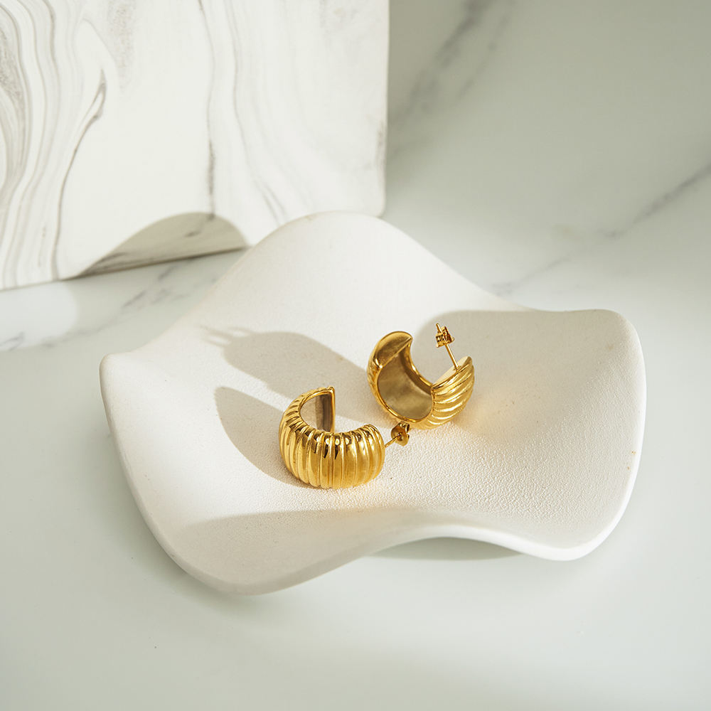 Laneaway Glam Earrings