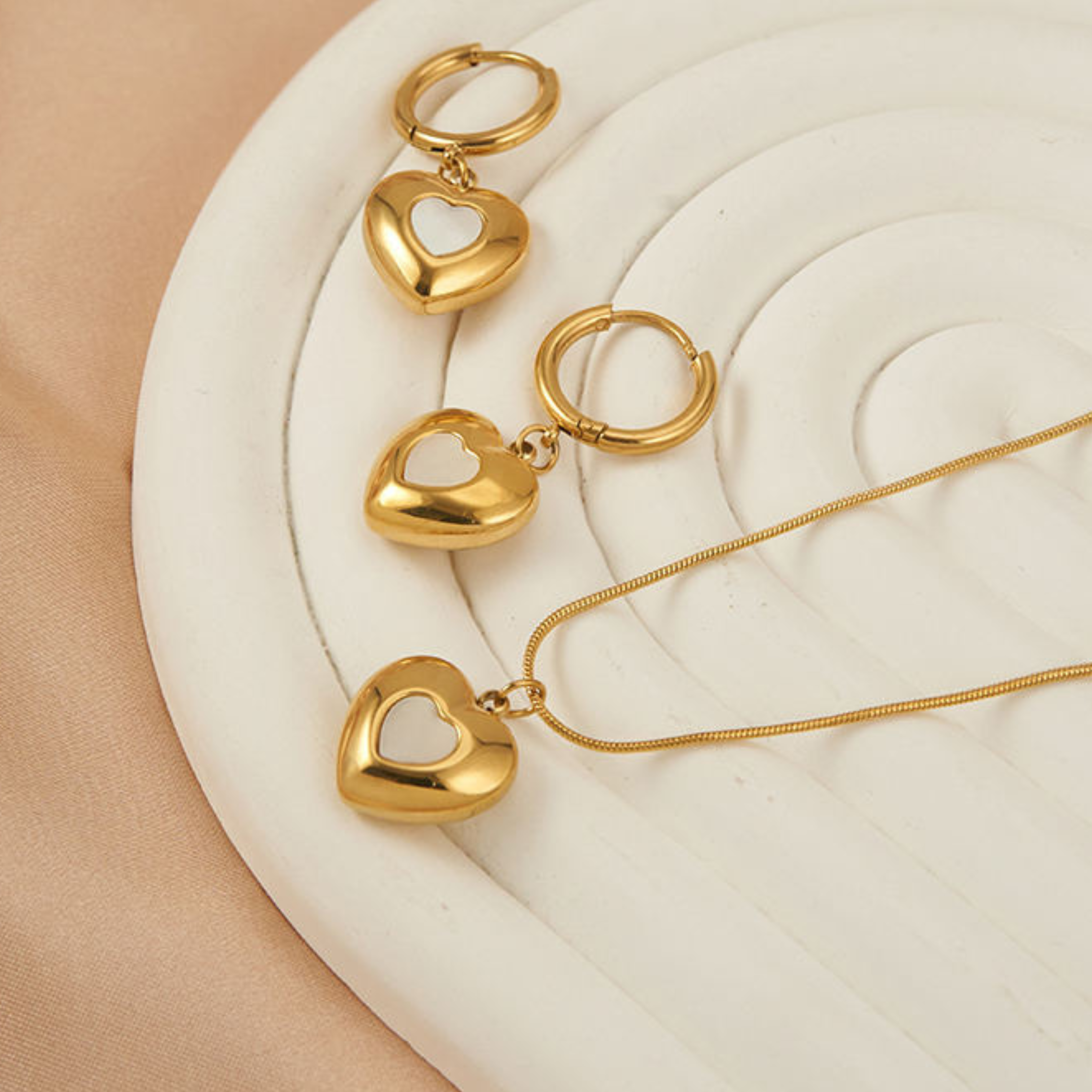 Pearl Heart Necklace