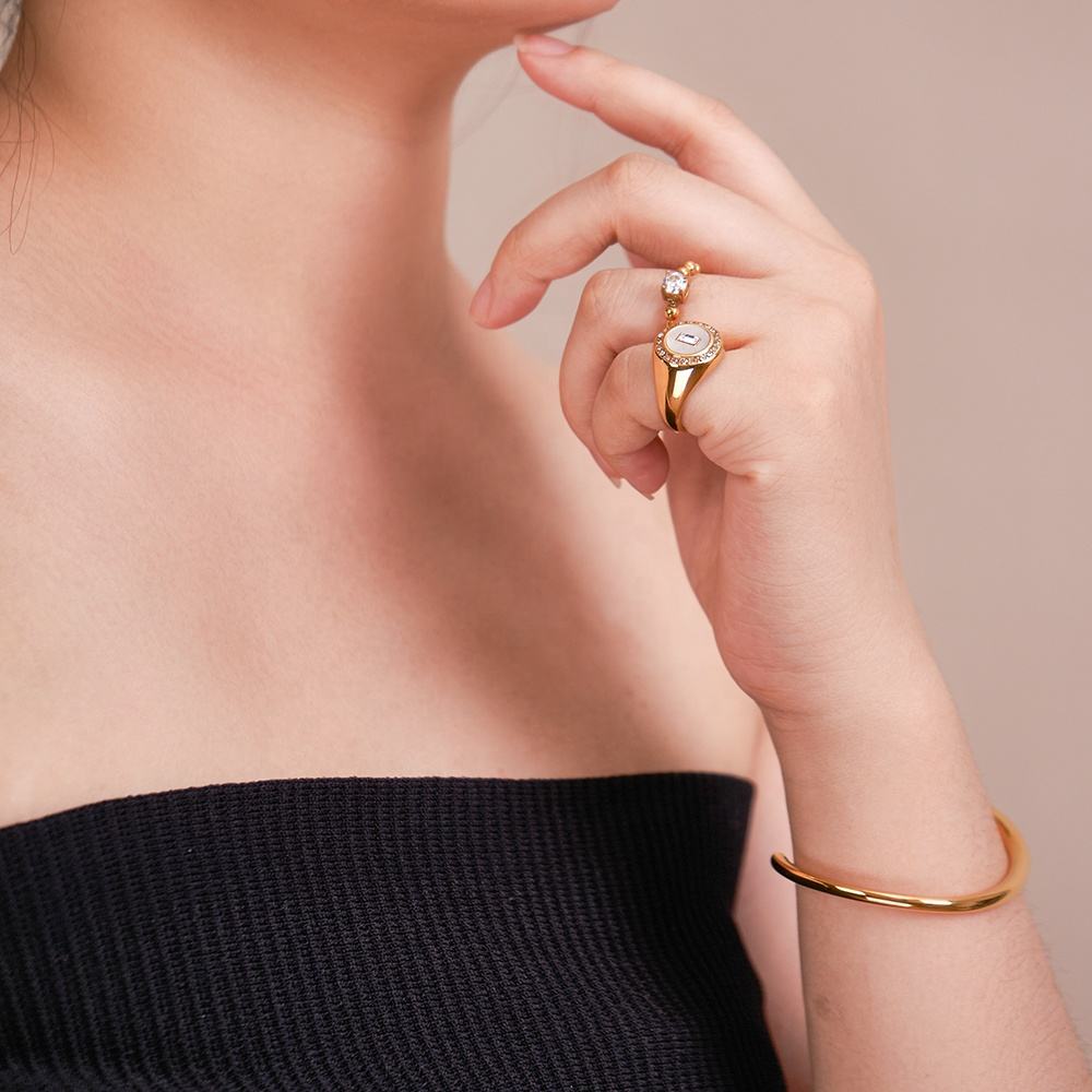 Golden Flow Bracelet