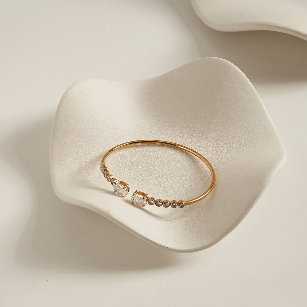 Brilliant Balance Bracelet