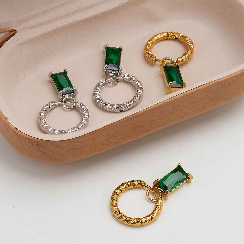 Serene Dangle Earrings