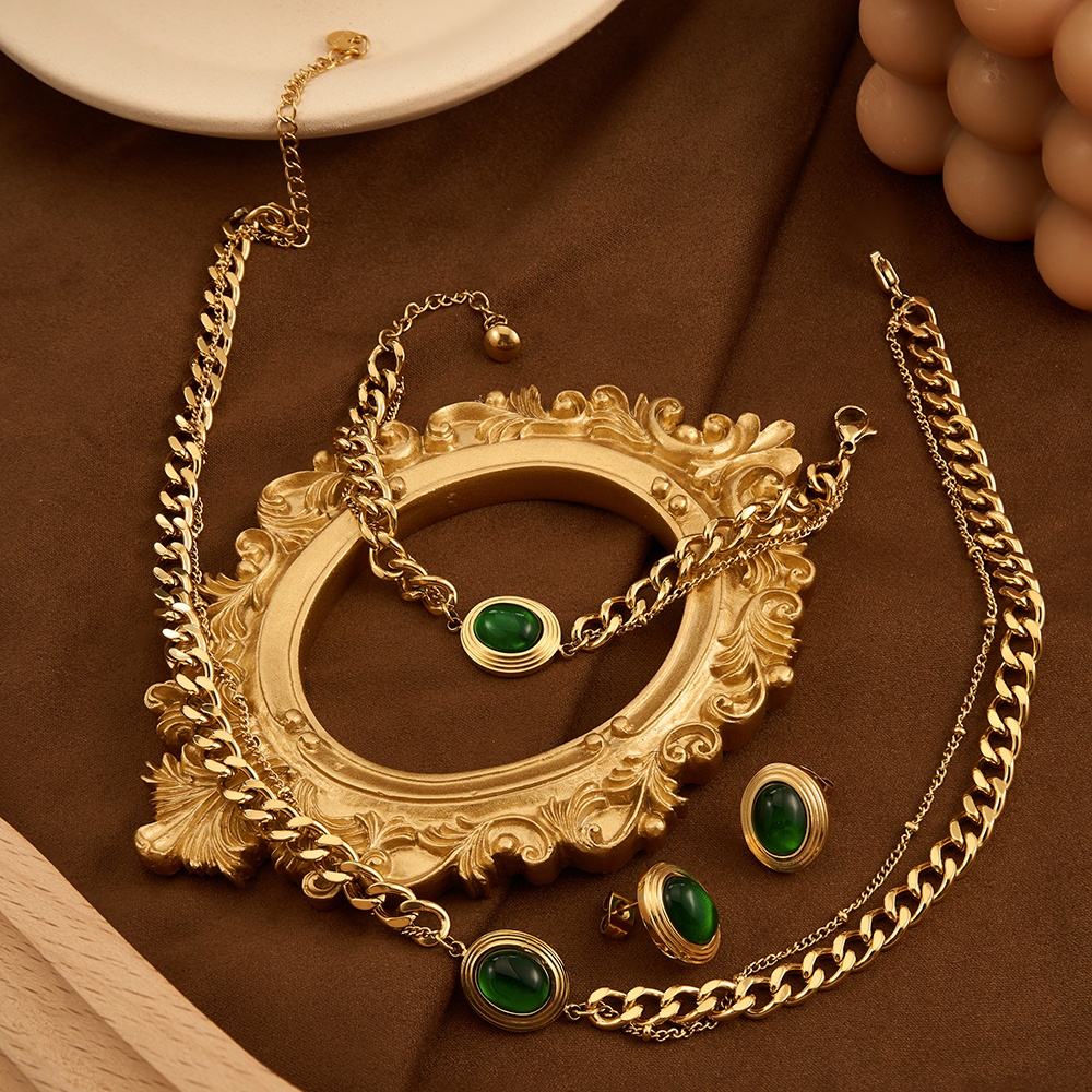 Cuban Emerald Necklace