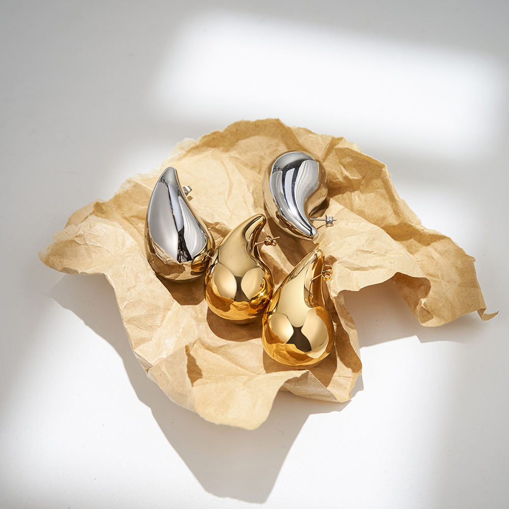 Astra Teardrop Earrings