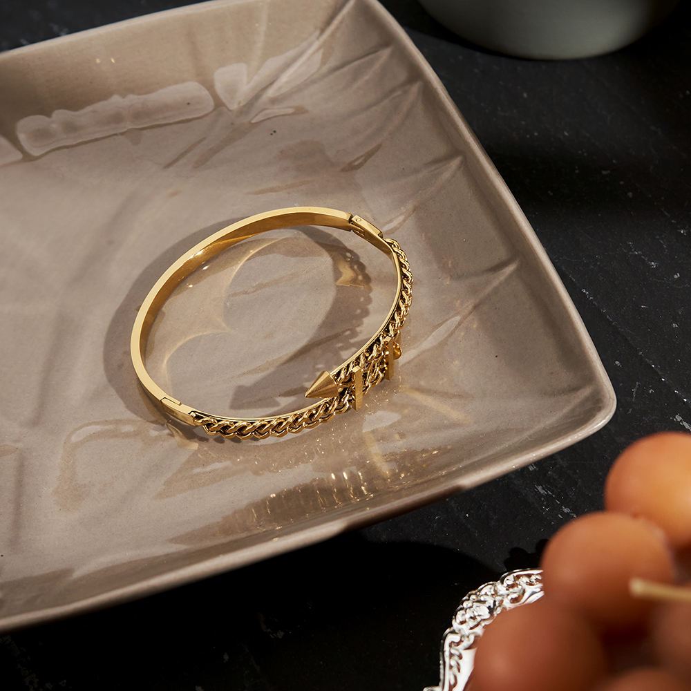 Golden Paradox Bracelet